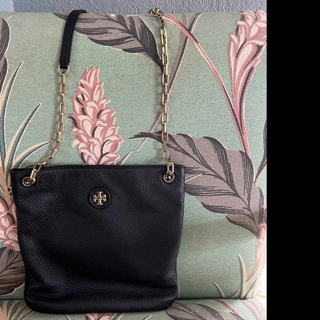 Showstopper Tory Burch Crossbody Handbag (Like New!)
